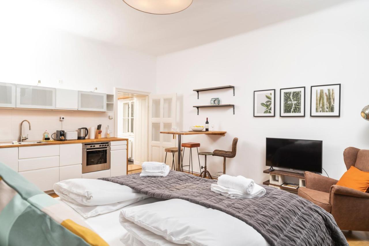 Luxury Suites Mariahilf Wenen Buitenkant foto