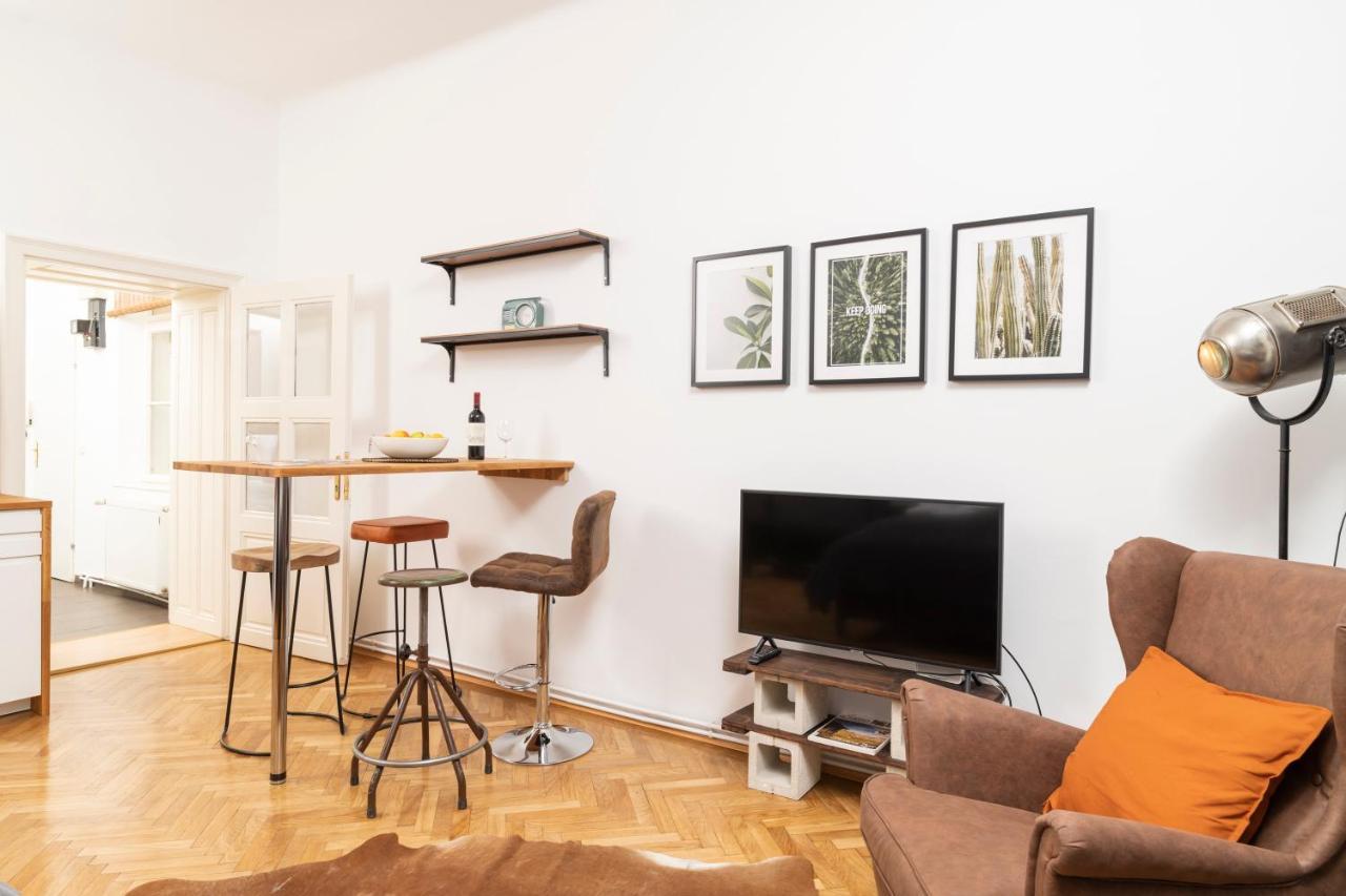 Luxury Suites Mariahilf Wenen Buitenkant foto