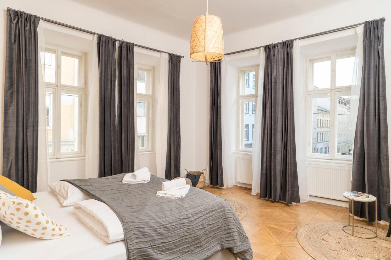 Luxury Suites Mariahilf Wenen Buitenkant foto