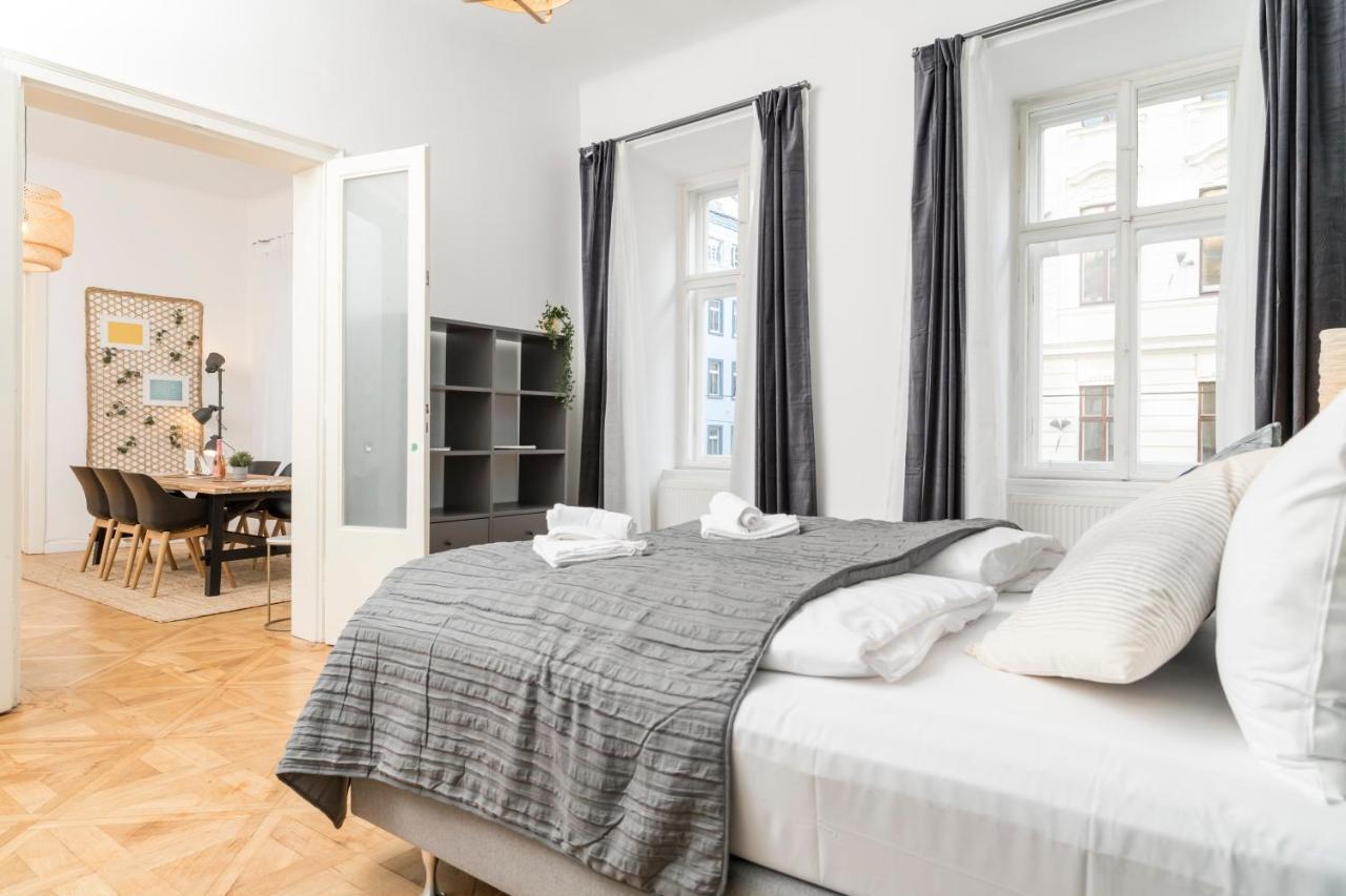 Luxury Suites Mariahilf Wenen Buitenkant foto